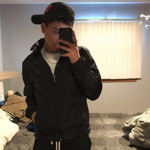 Meet your Posher, Jonathan